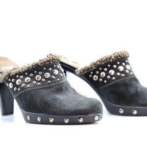 Mules, STuart Weiztman